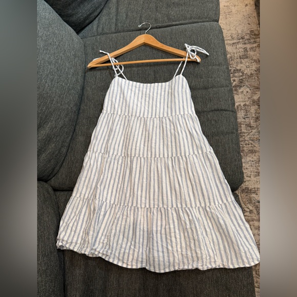 Abercrombie & Fitch women’s light Blue & White Striped Dress with Tie Straps - Picture 13 of 17